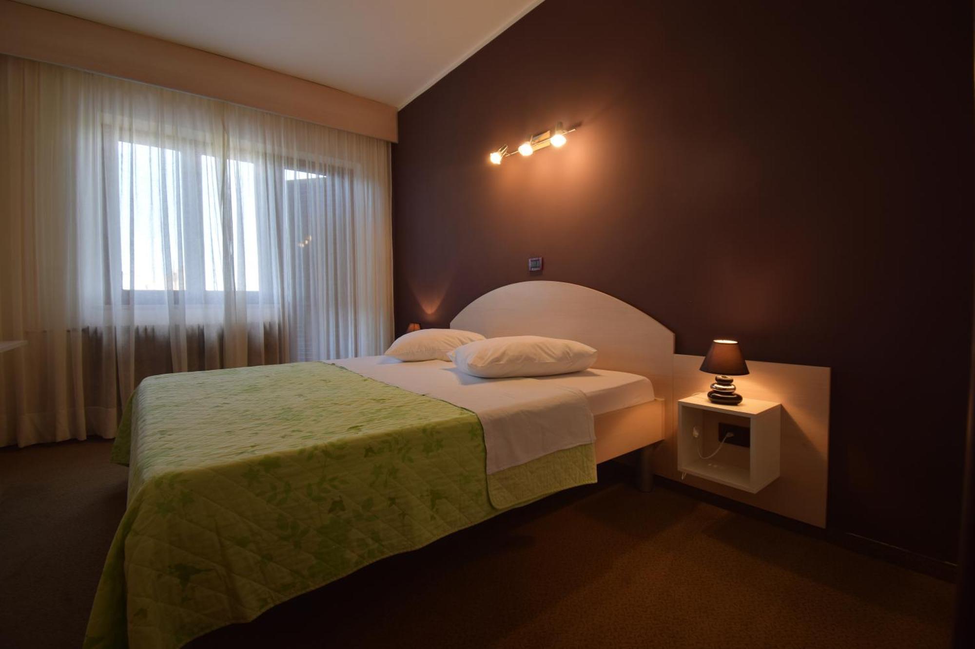 Hotel Zephyr - Plovanija Buje Εξωτερικό φωτογραφία
